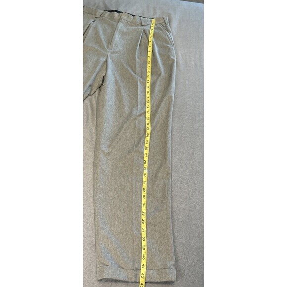 BACHRACH Men's 33 X 32 GRAY Micro Polyester Pleated Front Cuffed Dress Pants - Picture 5 of 8